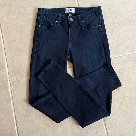 PAIGE Transcend Verdugo Ultra Skinny Jeans in Tonal Mona Wash (Dark Blue) - Picture 4 of 9